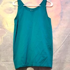 Woman's 18/20W Tank top